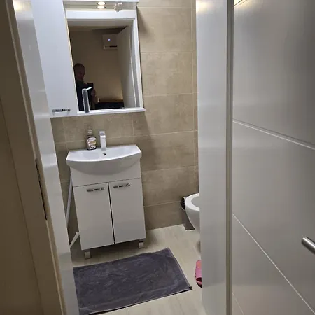 Apartmán 1 *